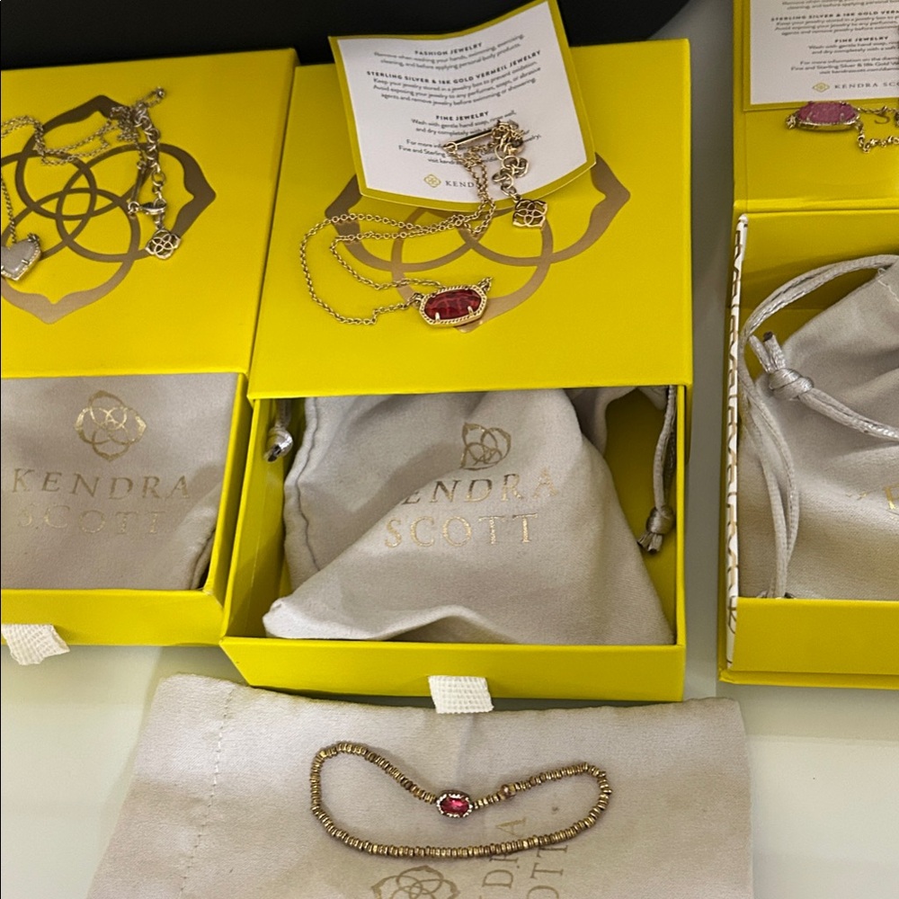 Kendra Scott Necklace+Bracelet in Barry Clear Glass